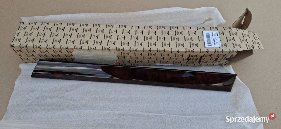 MAN LISTWA OZDOBNA DESKI KONSOLI DEKOR Karoseria Bieleń