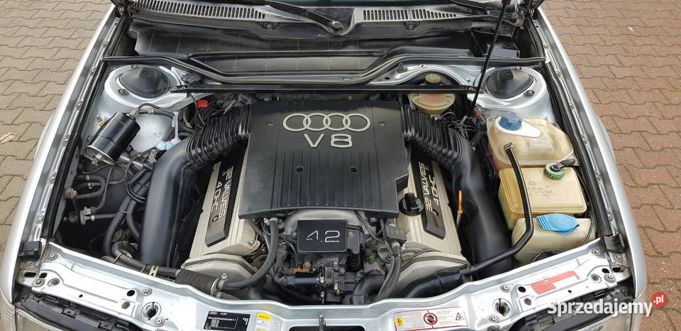 Audi S6 C4 42 Avant Quattro 1997r światła przeciwmgielne