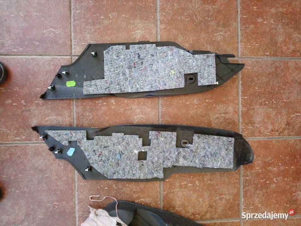 Osłony tunelu środkowego Ford Fiesta MK7 2D łódzkie Sulejów