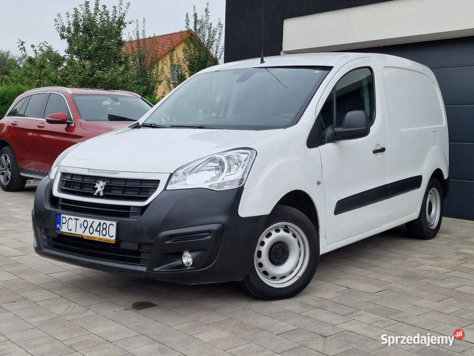 Peugeot Partner NOWY ROZRZĄD OLEJ bezwypadkowy elektryczne lusterka Peugeot wielkopolskie Czarnków