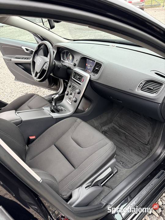 Volvo v60 20d 2017r elektrochrom. lusterko wst. Tomaszów Lubelski sprzedam