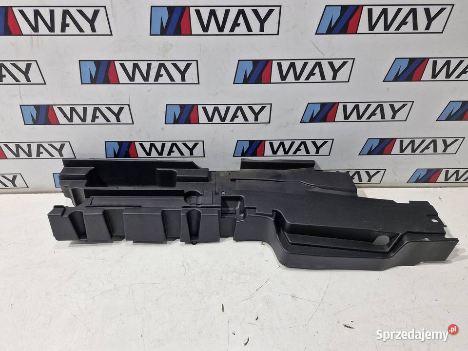 7050357 E60 E61 OSŁONA BAGAŻNIKA LEWA sprzedam