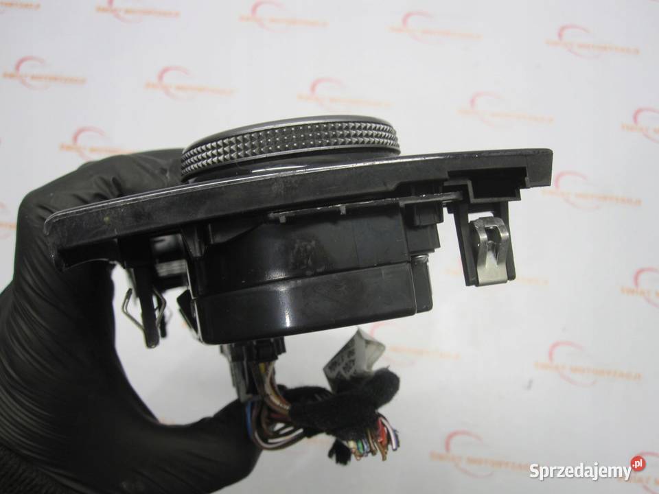 MERCEDES W204 07r panel klimatyzacji 2048308285 świętokrzyskie Kielce