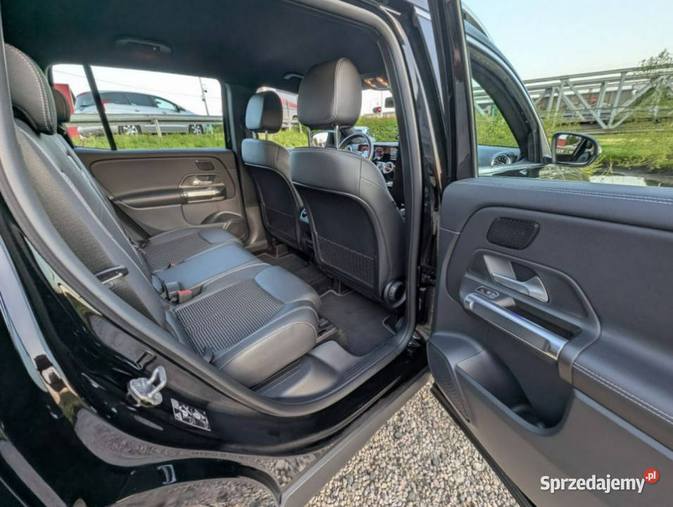 Mercedes GLB 200 D Oświetlenie Ambiente kamera centralny zamek
