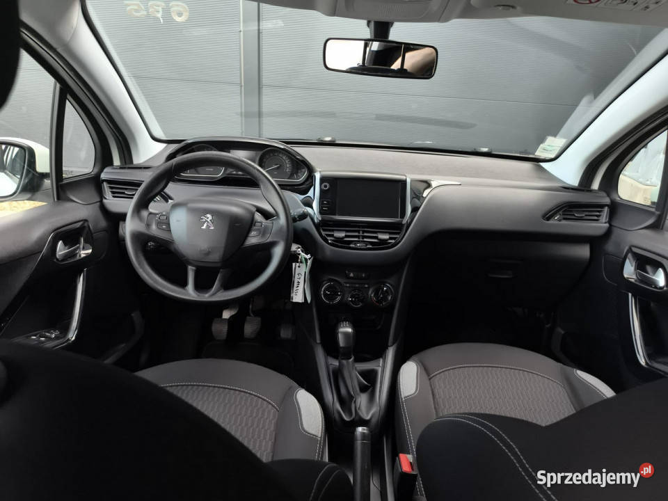 Peugeot 208 12 benzynka 82 oszczędny ładny KLIMA Kęty