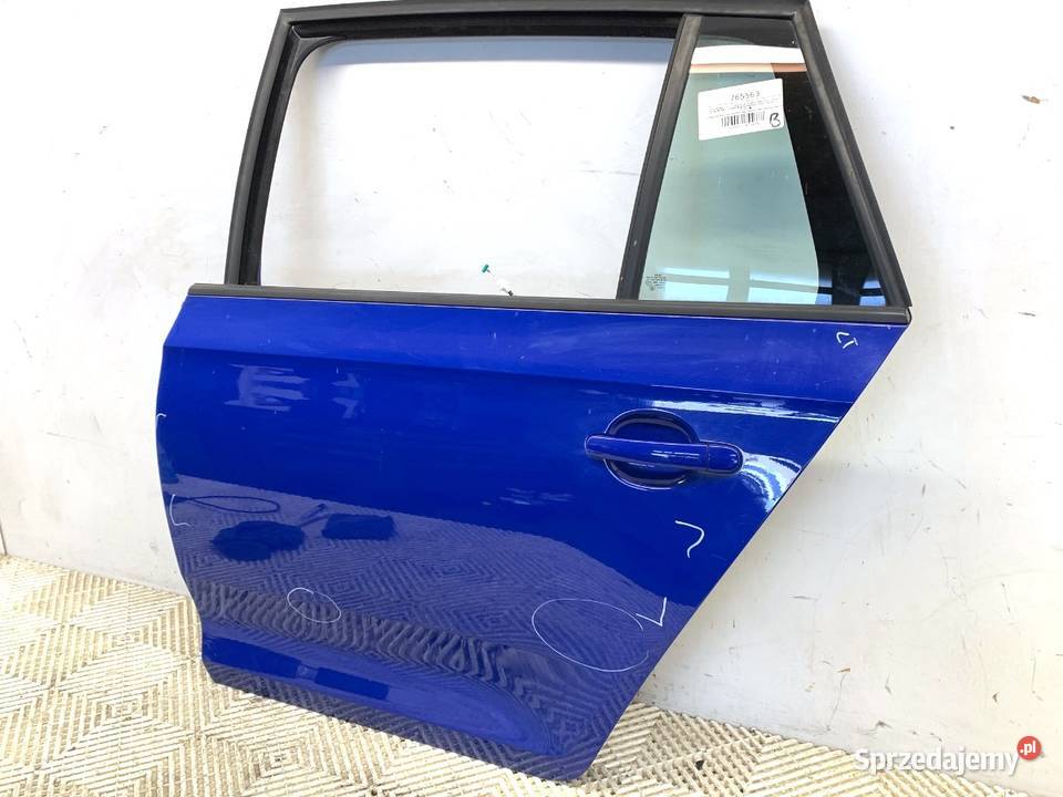 DRZWI LEWY TYŁ SKODA RAPID Hatchback NIEBIESKI podkarpackie