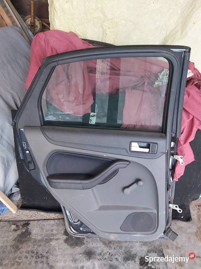 Ford Focus drzwi tylne lewe Toruń