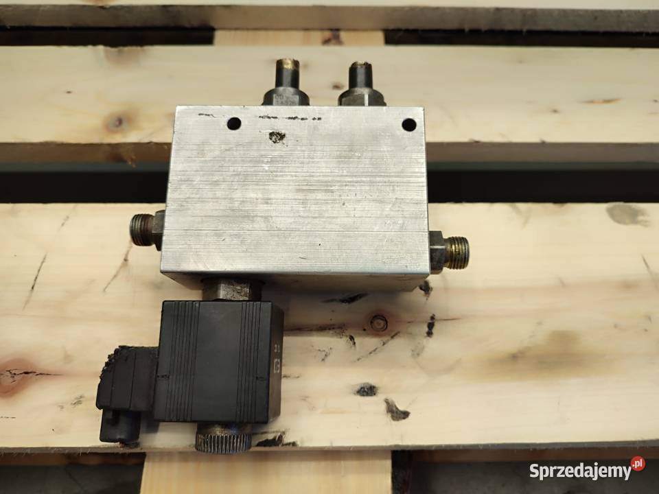 Blok hydrauliczny OFDC7403MN0201 Manitou MLT 735 Wilkowo