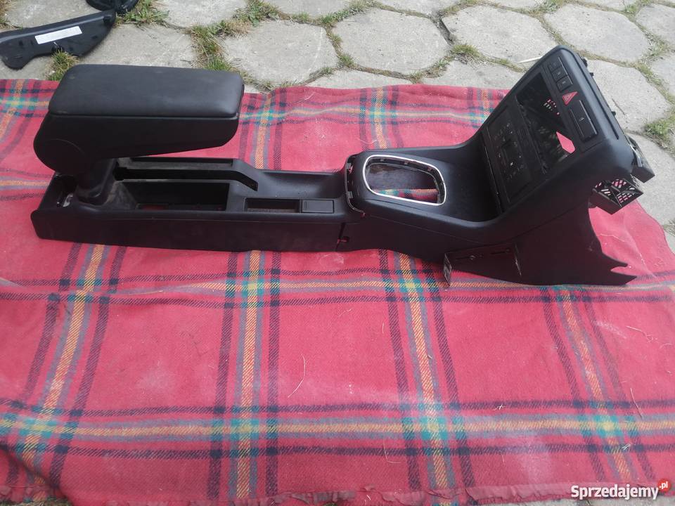 Tunel środowy podłokietnik climatronic A4 B5 osobowe Chełm