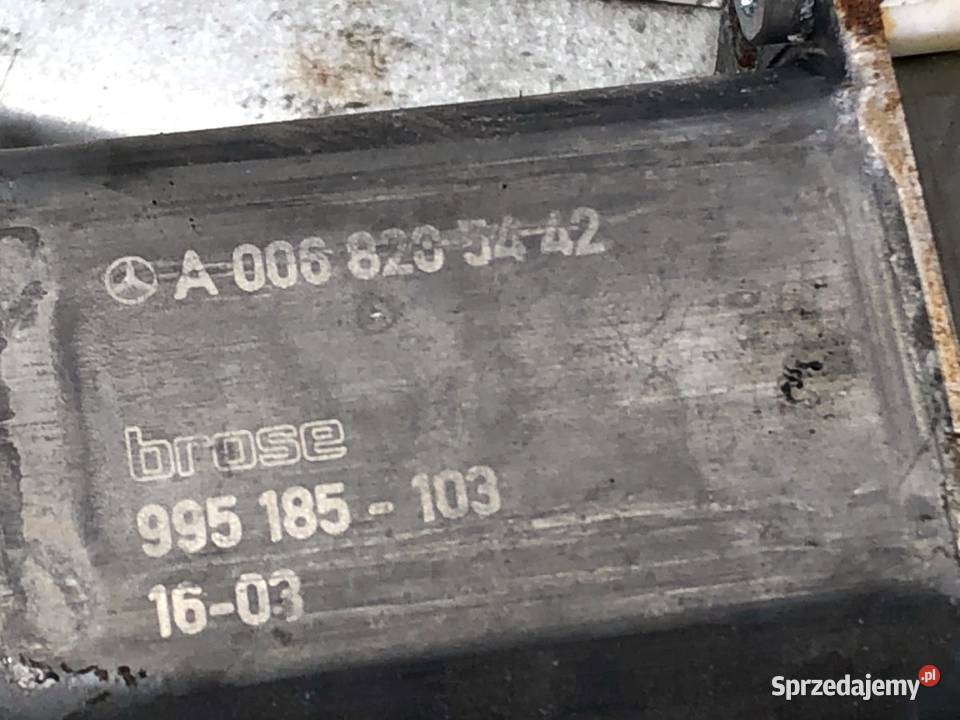 PODNOŚNIK SZYBY LEWY PRZÓD VW CARFTER 30 35