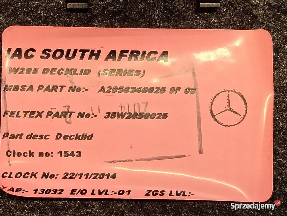 MERCEDES W205 A2056940025 TAPICERKA OBICIE KLAPY Osłony i zaślepki