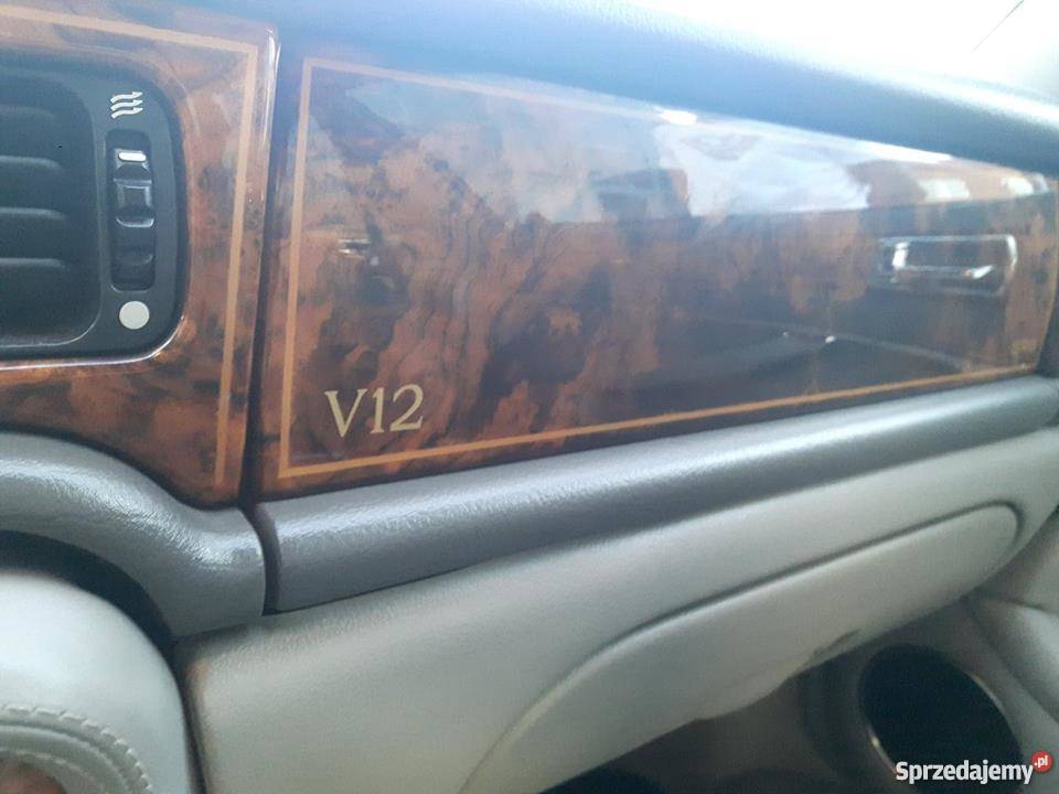 JAGUAR Daimler Double Six Sedan II 60 311 światła LED mazowieckie Zwoleń