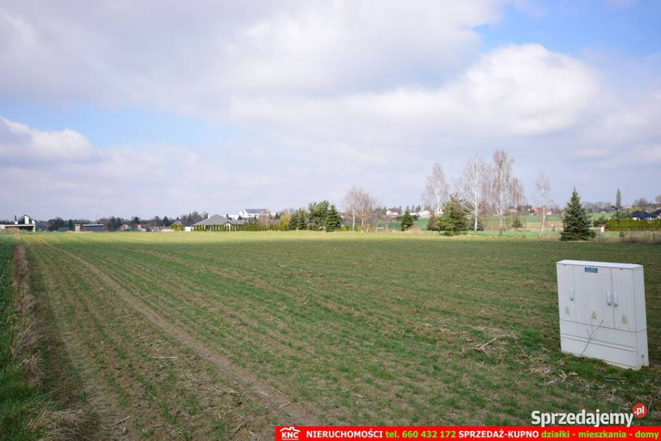 Kalinówka 10 ar z dopuszcz zabud mieszk media sprzedam