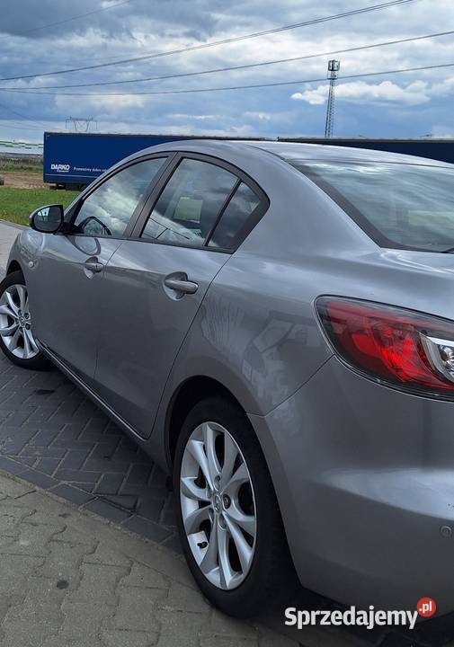 Mazda 3 20 benzyna automat Sedan / Limuzyna Poznań