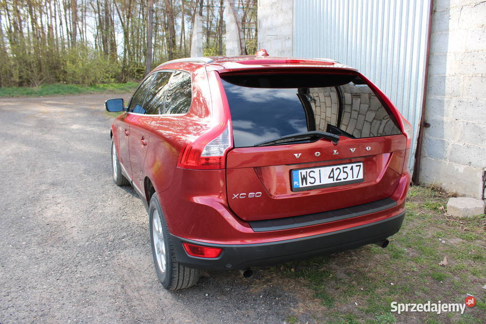 VOLVO XC60 3200 benzyna