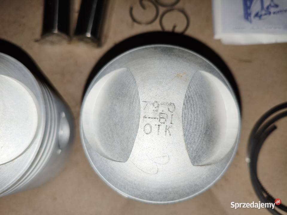 Nowe Tłoki 790 TRT z pierścieniami Prima do Leszno