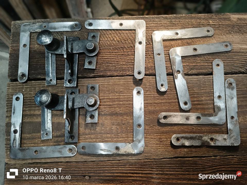 Stare okucie okna skrzynkowego Mysłowice