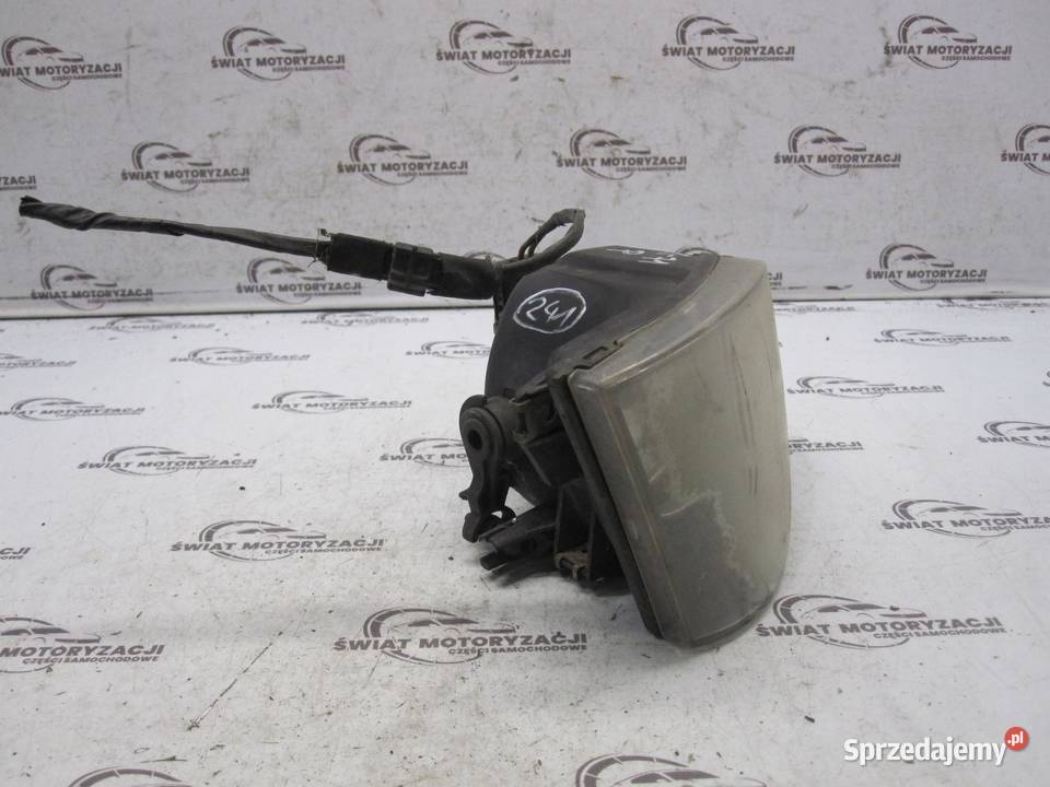BMW E92 07r halogen prawy 6340100001 6937466 osobowe
