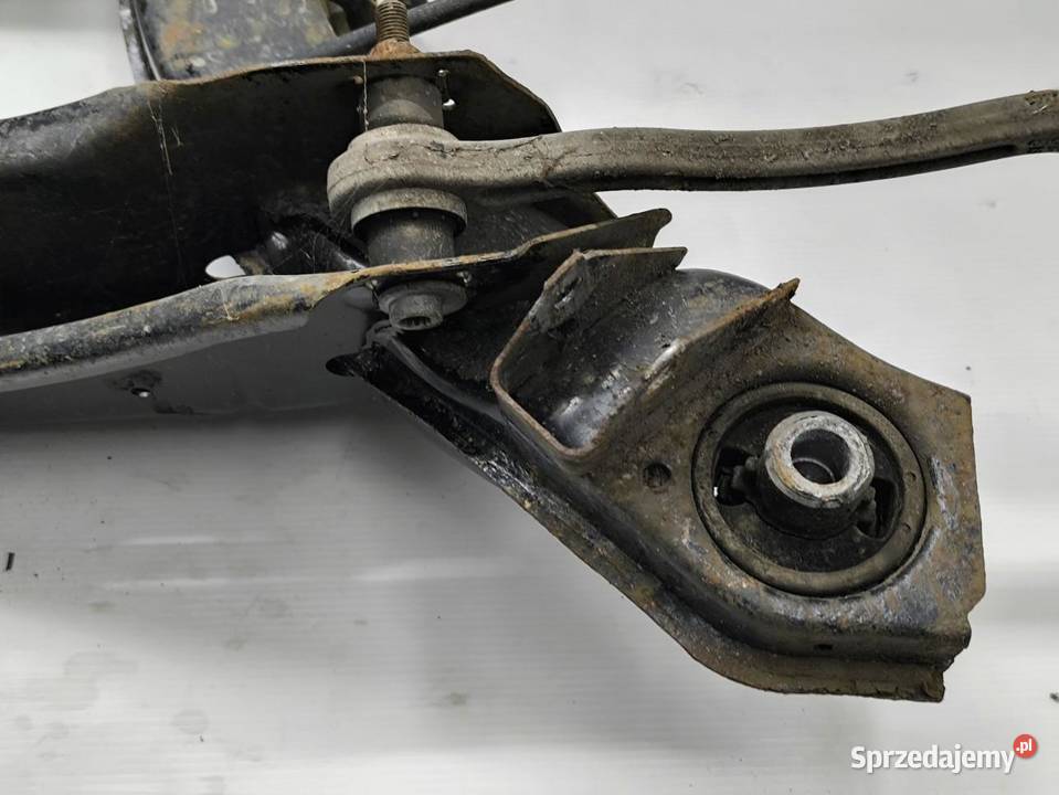 SANKI WÓZEK BELKA TYŁ MERCEDES ECLASA W212 22CDI