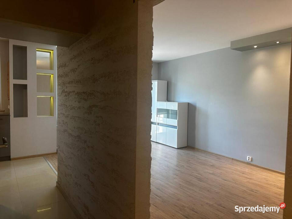 Mieszkanie 3 pokoje 60 m2 Balkon I piętro Piotrków Trybunalski sprzedam
