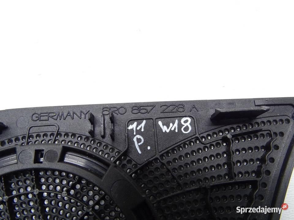 OSŁONA MASKOWNICA GŁOSNIKA PRAWA 8R0857228A AUDI