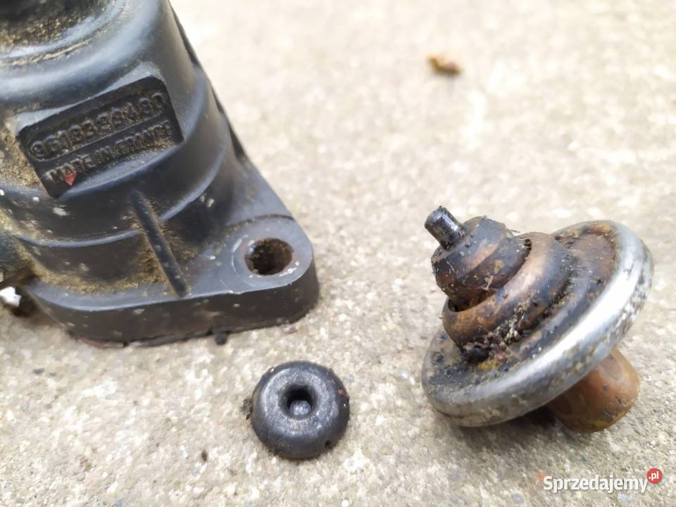 Termostat obudowa termostatu Citroen XM Peugeot Nowy Staw