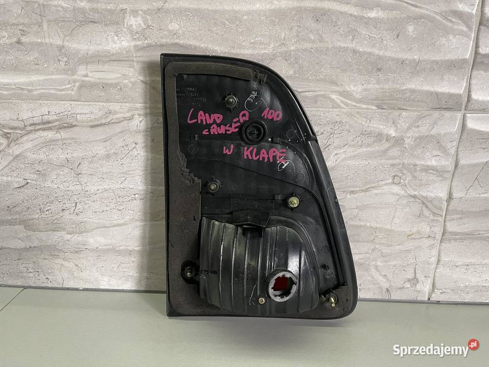 TOYOTA LAND CRUISER PRAWA LAMPA W KALPE wielkopolskie Ostroróg