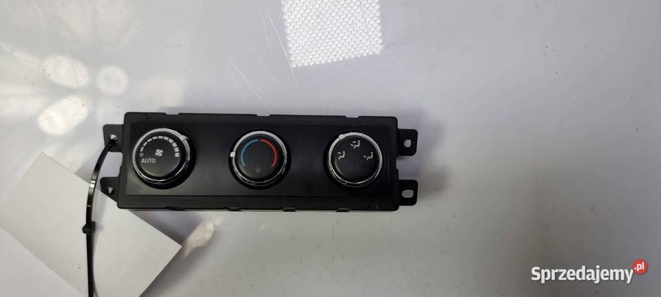 PANEL DODGE JOURNEY 55111812AD Pozostałe Lipno