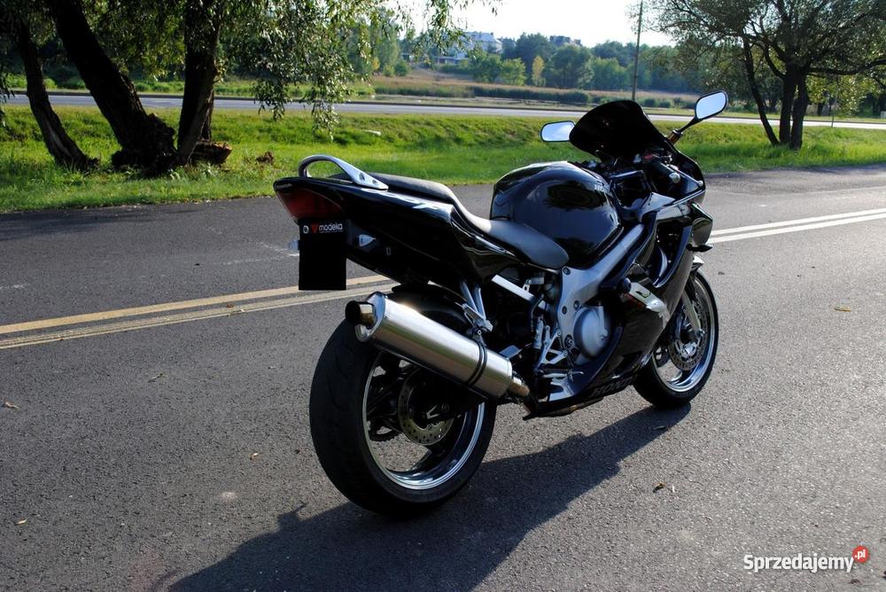 Honda CBR 600 F4i na wtrysku Rok produkcji 2001 Honda łódzkie Głowno