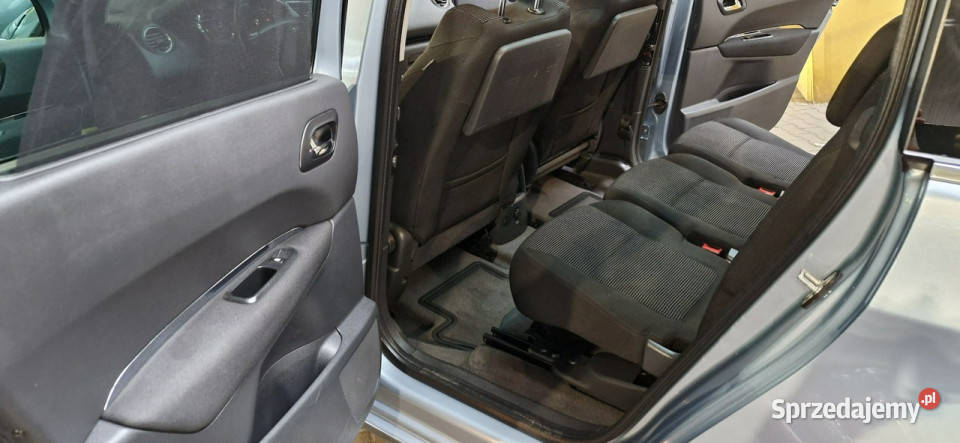 Peugeot 5008 opis W podanej roczna gwarancja I Mysłowice
