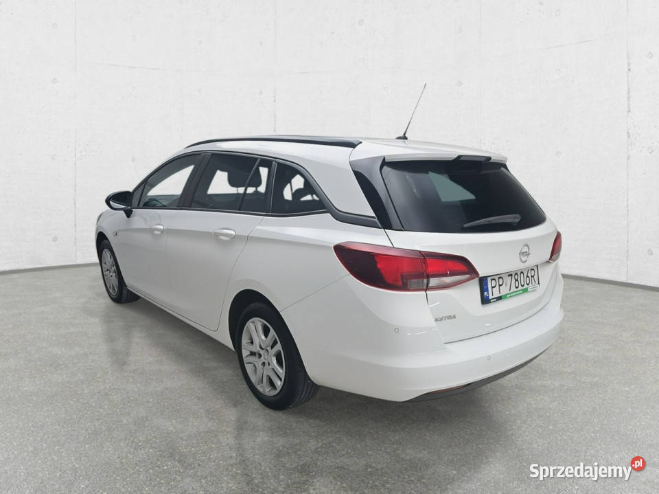Opel Astra L 2021 Komorniki