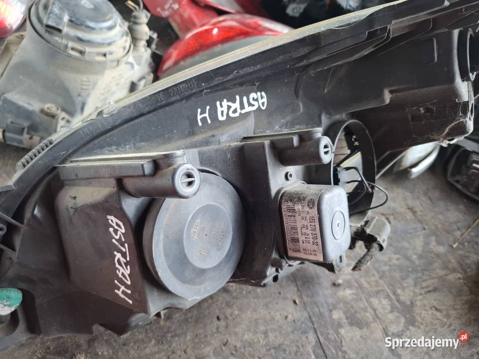 Lampa Prawa Przód Opel Astra H lubelskie Wisznice