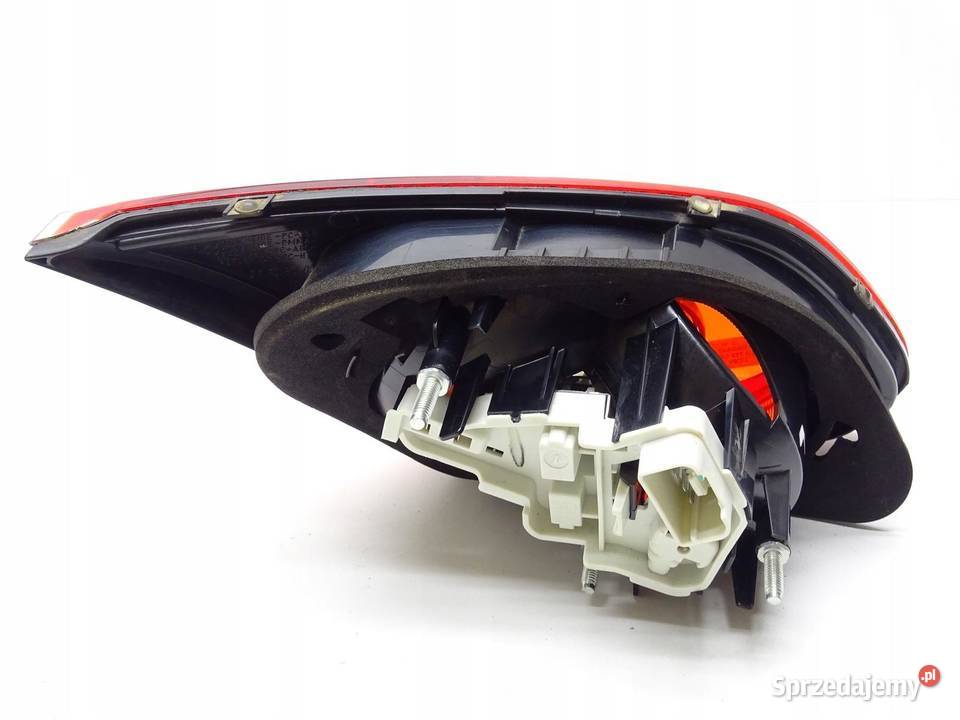 LAMPA PRAWY PRAWA TYŁ TYLNA W KLAPE VW PASSAT CC