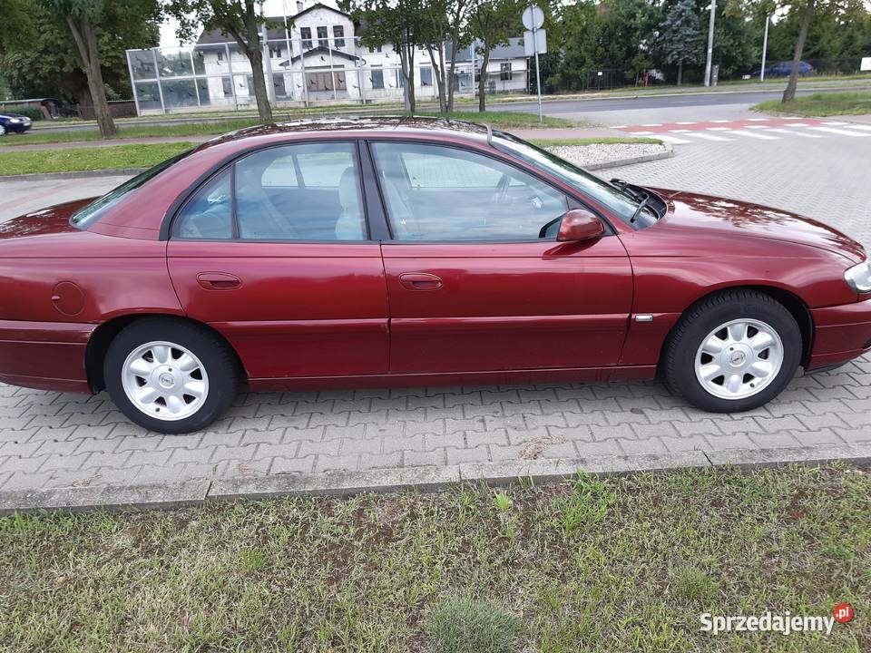 Opel Omega B Sedan 22 DTI 16V 120 olej napędowy