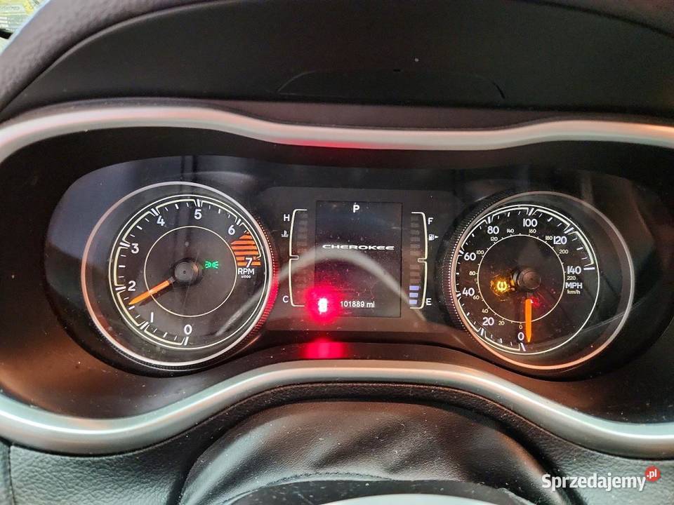 2016 JEEP CHEROKEE SPORT benzyna Częstochowa sprzedam