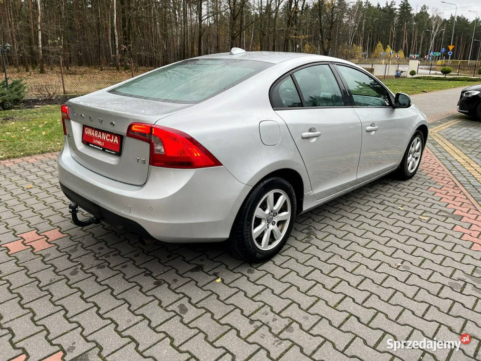Volvo S60 16 T3 benzyna 150 Xenony Podgrzewane S60 Lipówki sprzedam