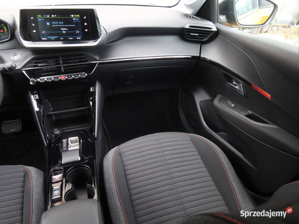 Peugeot e208 50 kWh światła do jazdy dziennej śląskie