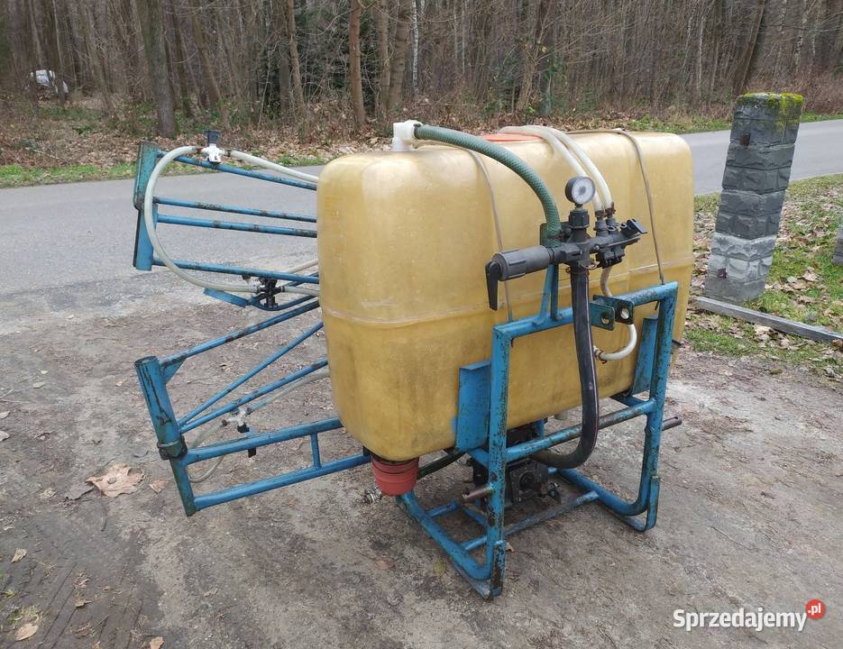 Opryskiwacz 300l mały zgrabny idealny do
