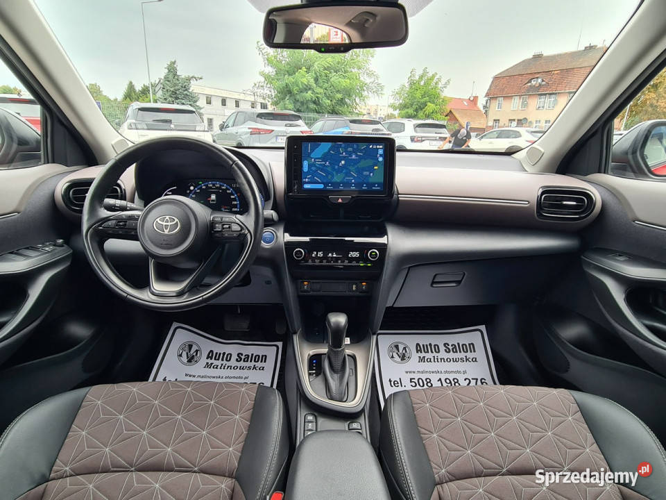 Toyota Yaris Cross Navi Kamera Półskóry relingi dachowe Toyota wielkopolskie Wągrowiec
