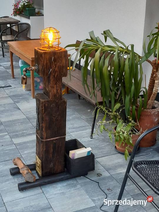 Unikatowy słupek oświetleniowy lampa stojąca Pozostałe Jedlicze