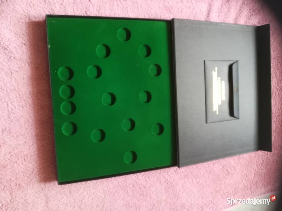 Sprzedam etui sprzedam