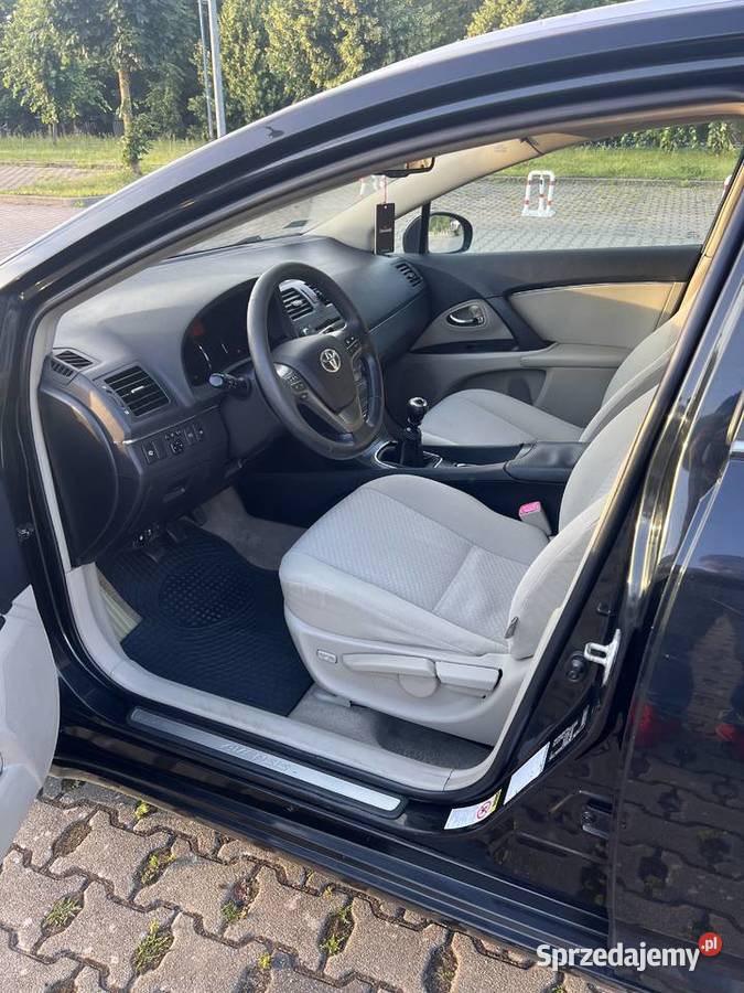 Toyota Avensis D4D Szczecin