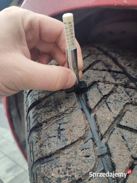 sprzedam felgi aluminiowe i opony zimowe Samochodowe Zamość