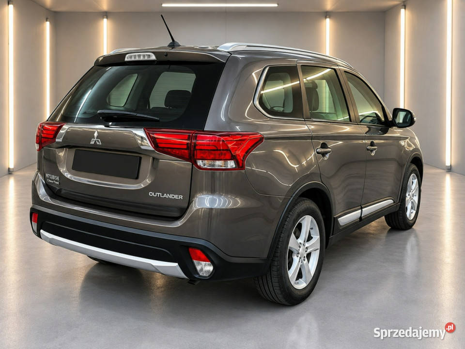 Mitsubishi Outlander 20 benzynabezwypadkowysuper manualna Motoryzacja małopolskie Żabno