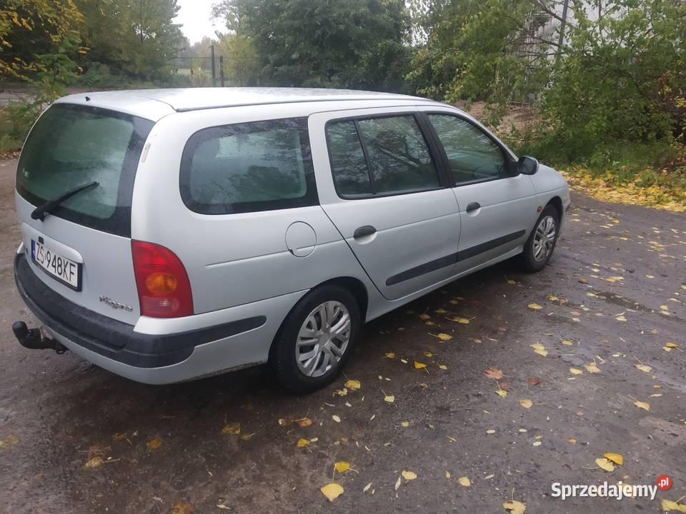 Renault Meane 2003 14 Benzyna KlimaHakPTOC centralny zamek zachodniopomorskie