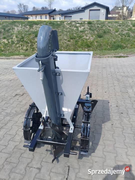 Sadzarki do ziemniaków 1 i 2rzędowe Tomaszów Lubelski sprzedam
