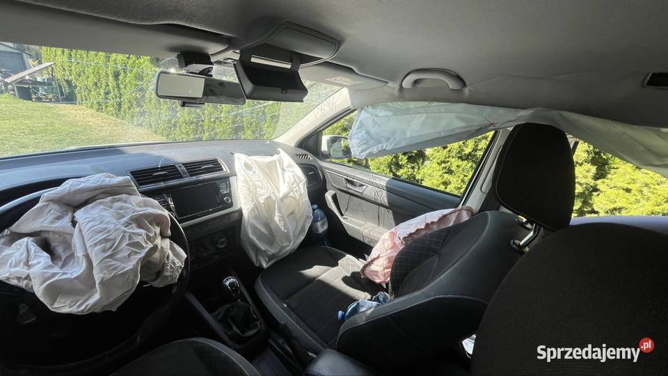 Fabia 3 uszkodzona 10mpi gaz 998cm3