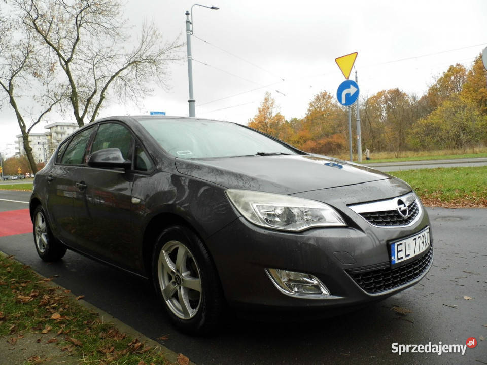 Opel Astra 16 klima J 20092019 Astra Łódź