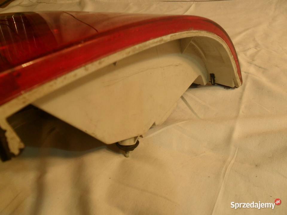 Opel Astra G lampa prawa tylna prawy tył Nowy Tomyśl