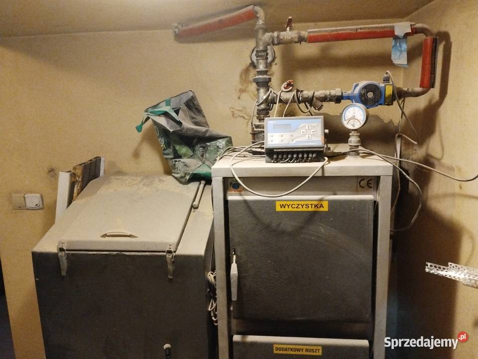 piec co z podajnikiem na ekogroszek Guzice